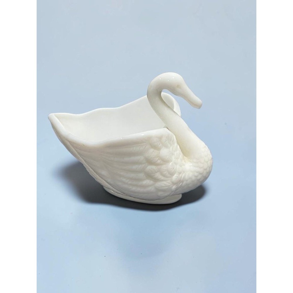 Vintage White Milk Glass Swan Trinket Dish, Small Bird Jewelry Catchall